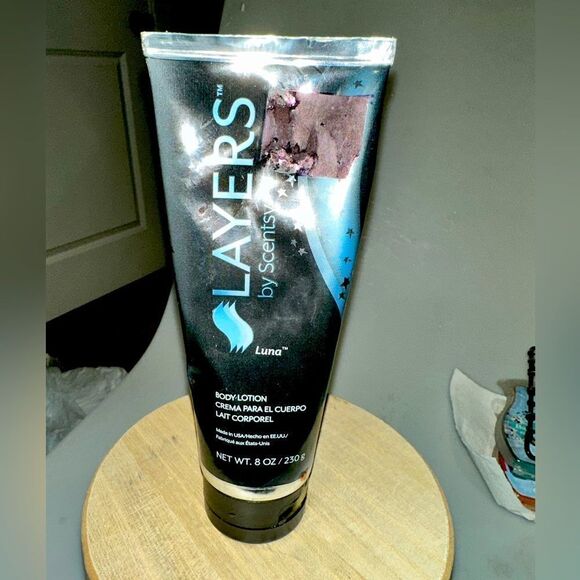 SCENTSY BODY LOTION "LUNA" - Picture 1 of 1